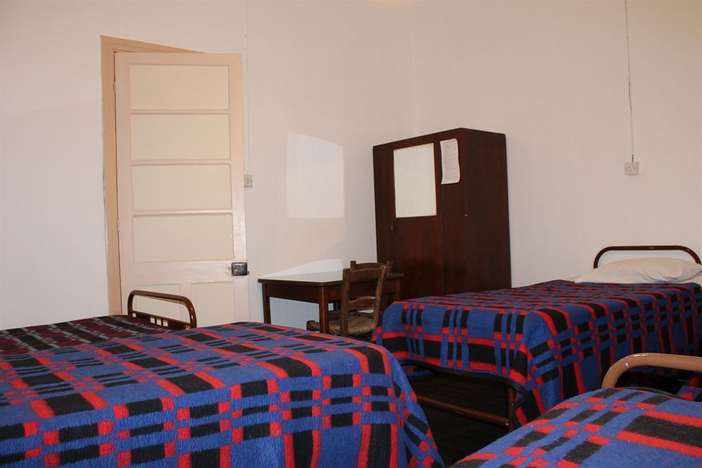 Ostello Trianon Paphos Esterno foto